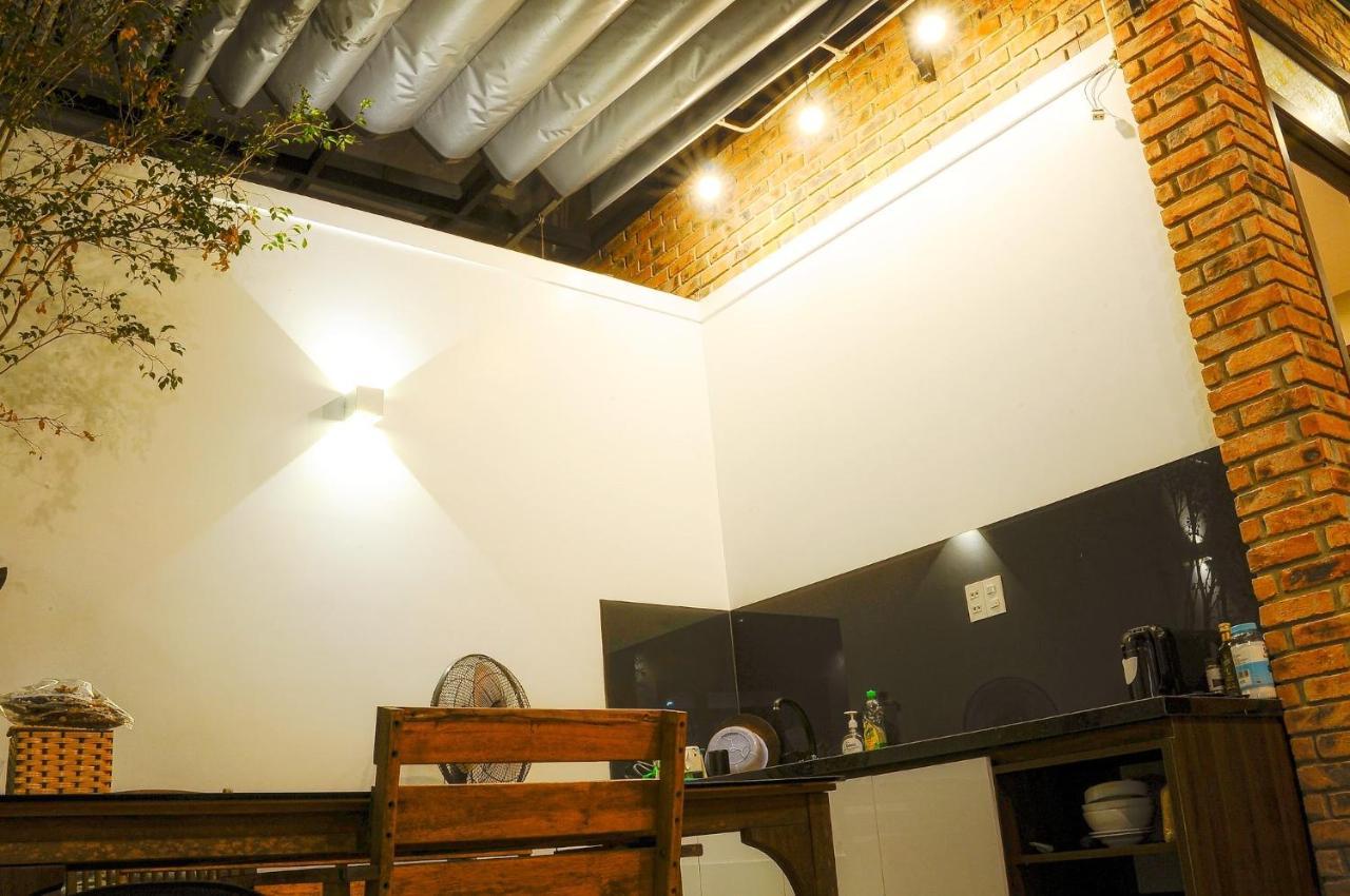 Chi Homestay #4 Hué Eksteriør billede
